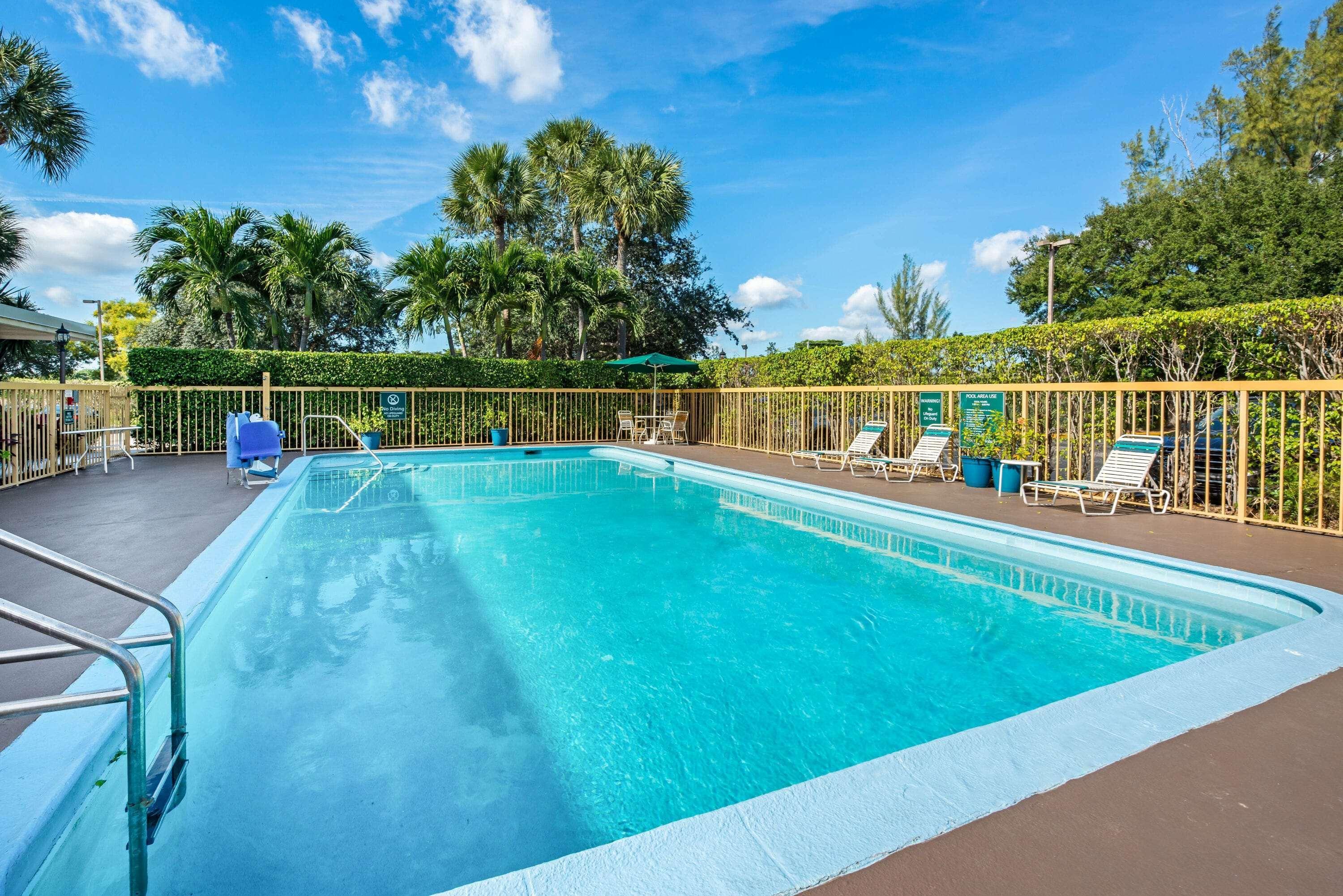 La Quinta Inn By Wyndham West Palm Beach - Florida Turnpike Exteriér fotografie